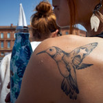 Akcja "Tatuaże zamiast futra". Tatuatorzy oddają pieniądze na zwierzęta
