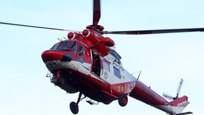 Akcja TOPR. Ściągali ojca, który z dziećmi wybrał się na oblodzony Kozi Wierch
