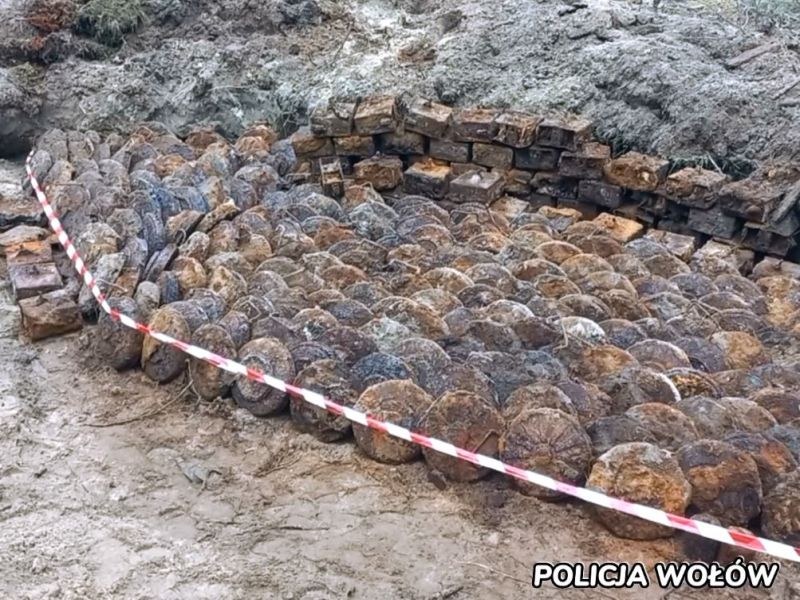 Akcja usuwania niebezpiecznych materiałów trwała 12 dni /KPP Wołów /