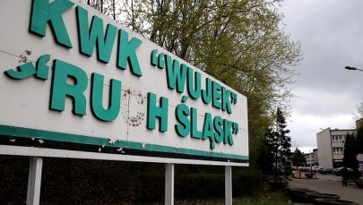 Akcja w kopalni „Wujek”. Ratownicy trafili na potężny głaz 