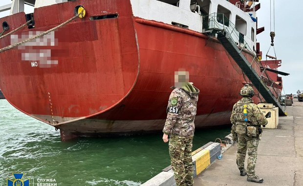 Akcja w Odessie. Służby zatrzymały statek rosyjskiej floty cieni