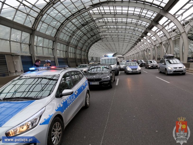 Akcja zatrzymania uciekającego BMW /Informacja prasowa