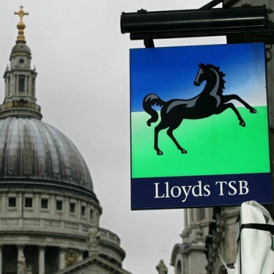 Akcje Lloyds Banking Group zwyżkowały rano o 6,75 procent /AFP