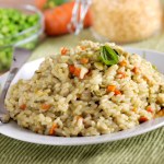 Aksamitne risotto z bukietem warzyw. Włoski klasyk, który pokochasz od pierwszego kęsa