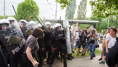 Akt oskarżenia i wnioski o warunkowe umorzenie ws. trójmiejskiego marszu równości