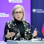 "Akt oskarżenia wobec PiS". Hennig-Kloska ostro o wotum nieufności