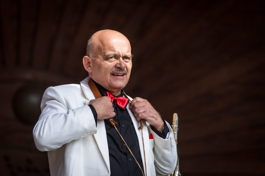 Aktor Adam Ferency na planie filmu "Ekscentrycy" w reż. Janusza Majewskiego /Tytus Żmijewski /PAP