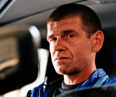 Aktor filmowy i telewizyjny Lech Dyblik skończył 60 lat.

 Grał epizody w takich filmach jak np. "Kroll", "Kiler", "Pan Tadeusz", "Wesele" czy "Drogówka". Wielbiciele seriali mogą go oglądać w "Świecie według Kiepskich". 

Pochodzi ze Złocieńca w woj. zachodniopomorskim. Mieszka w Łodzi. Jest żonaty, ma trzy córki.  

 