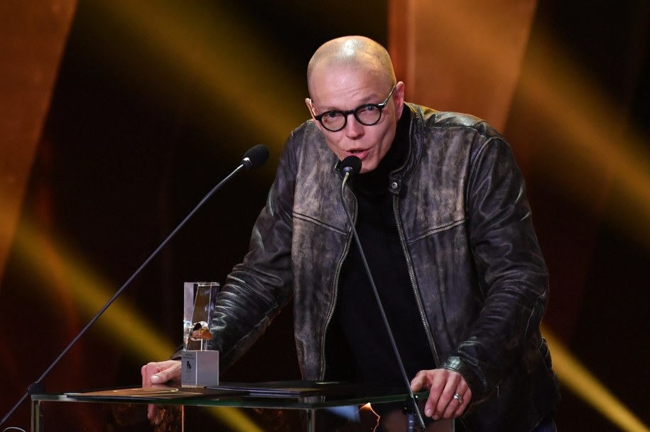 Aktor Jacek Beler odebrał nagrodę za główną rolę męską w filmie "Inni ludzie" / 	Adam Warżawa    /PAP