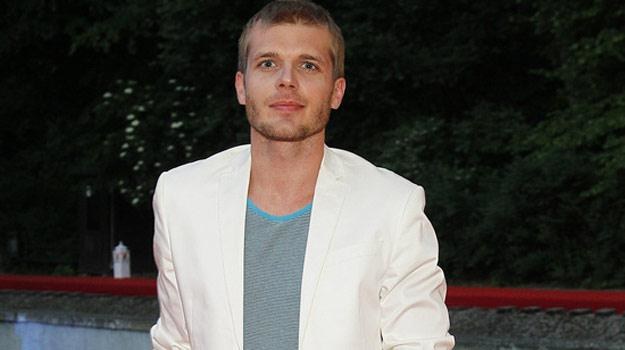 Aktor w "Pierwszej miłości" gra właściciela sklepów odzieżowych / fot. Jarosław Wojtalewicz /AKPA