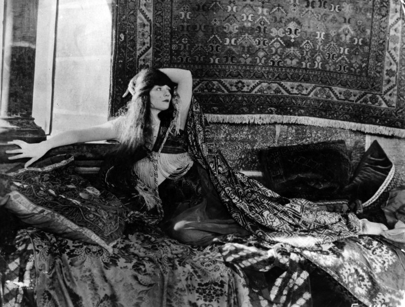 Aktorka Betty Blythe w roli królowej Saby, 1921 rok /Getty Images