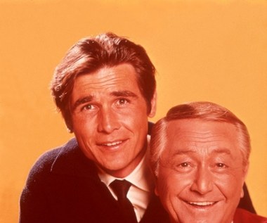 Aktorską karierę Brolin rozpoczął od niezbyt pomyślnego kontraktu z wytwórnią 20th Century Fox. Po paru latach "grania ogonów" zdecydował się na transfer do Universal Studios, gdzie otrzymał propozycję występu w popularnym serialu "Marcus Welby, lekarz medycyny". Rola w nim przyniosła Brolinowi statuetkę Emmy dla najlepszego aktora drugoplanowego już po pierwszym sezonie obecności w show. W kolejnych latach otrzymał za nią jeszcze dwa Złote Globy.