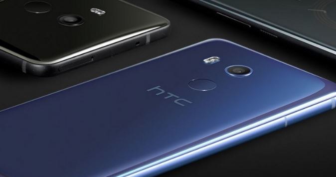 Aktualnie, najwyżej pozycjonowany smartfon w ofercie HTC to model U11+ /materiały prasowe