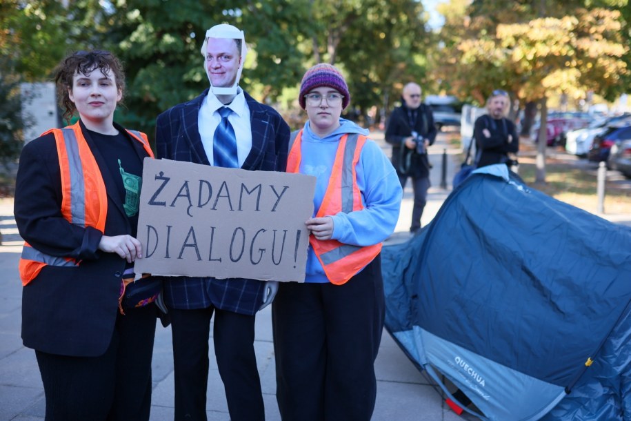 Aktywiści Ostatniego Pokolenia /Leszek Szymański /PAP