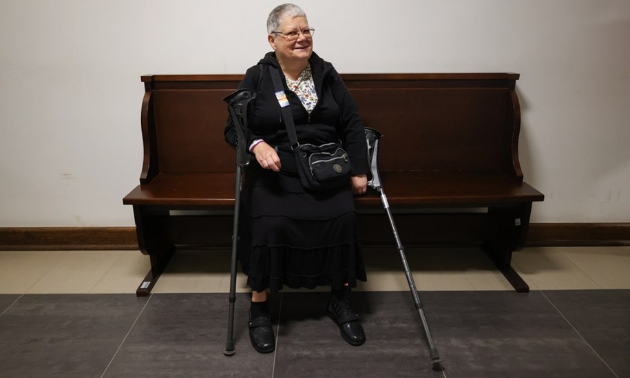 Aktywistka Katarzyna Augustynek ps. Babcia Kasia w siedzibie Sądu Okręgowego w Warszawie /Albert Zawada /PAP