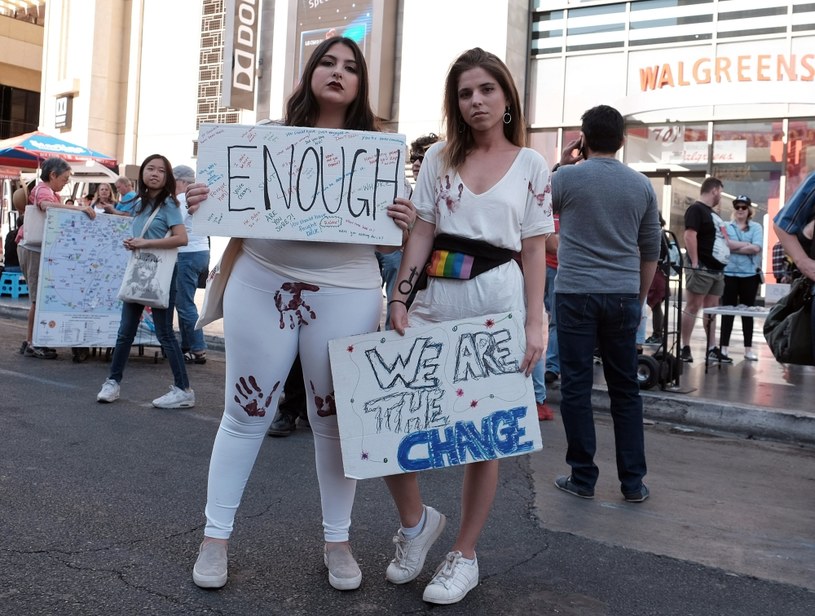 Aktywistki uczestniczące w marszu zorganizowanym w związku z akcją #metoo w Kaliforni /AFP