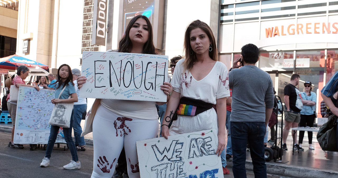 Aktywistki uczestniczące w marszu zorganizowanym w związku z akcją #metoo w Kaliforni /AFP