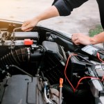 Akumulator się rozładowuje? Te znaki o tym świadczą