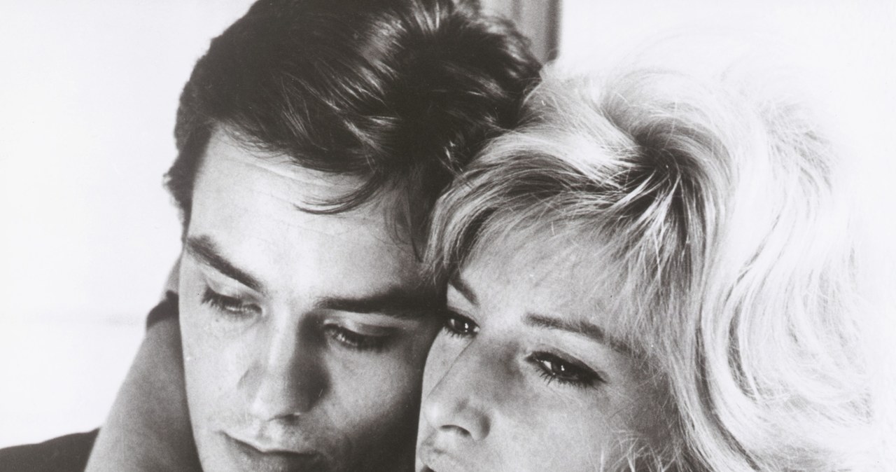 Alain Delon i Monica Vitti w filmie Antonioniego "Zaćmienie" (1962) /AKPA