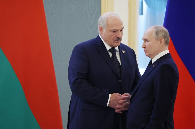 Alaksandr Łukaszenka i Władimir Putin /MIKHAIL KLIMENTYEV / SPUTNIK  /PAP/EPA