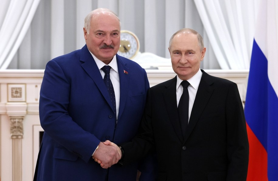 Alaksandr Łukaszenka i Władimir Putin /	SPUTNIK POOL /PAP/EPA