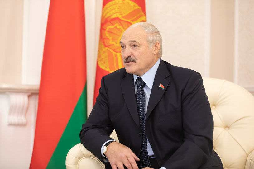 Alaksandr Łukaszenka jest zdania, że Andrzej Duda wygrał ubiegłoroczne wybory przez to, że "dopisano mu kilka tysięcy głosów" /123RF/PICSEL