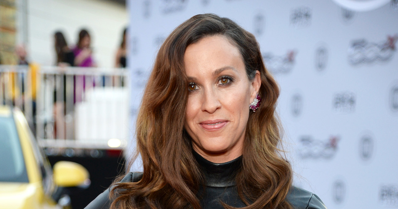 Alanis Morissette /Michael Kovac/AMA2015 /Getty Images