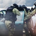 Alarmujący wzrost liczby młodych terrorystów w Europie. W radykalizacji pomaga internet