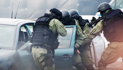 Alarmujący wzrost liczby młodych terrorystów w Europie. W radykalizacji pomaga internet