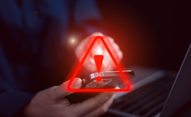 Alarmujący wzrost pedofilskich treści generowanych przez AI