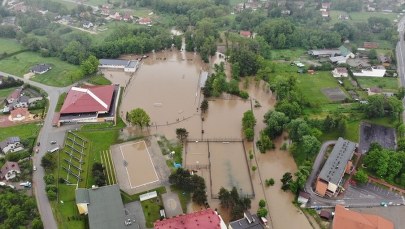 Alarmy powodziowe na południu kraju. "Modlimy się, by przestało padać"