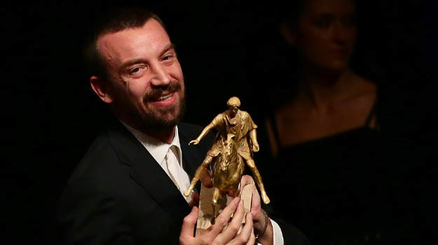 Alberto Fasulo ze statuetką Marka Aureliusza - fot. Vittorio Zunino Celotto /Getty Images/Flash Press Media