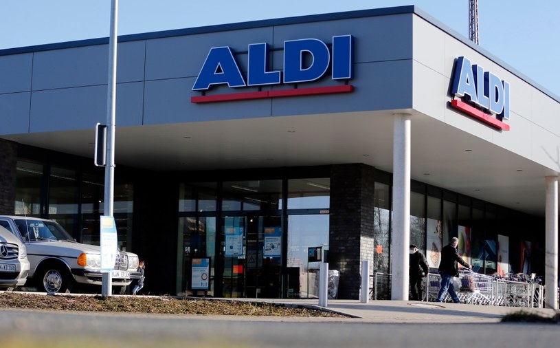 ALDI zamknie ponad 100 sklepów. Niemiecka sieć z problemami /Leon Kuegeler /AFP