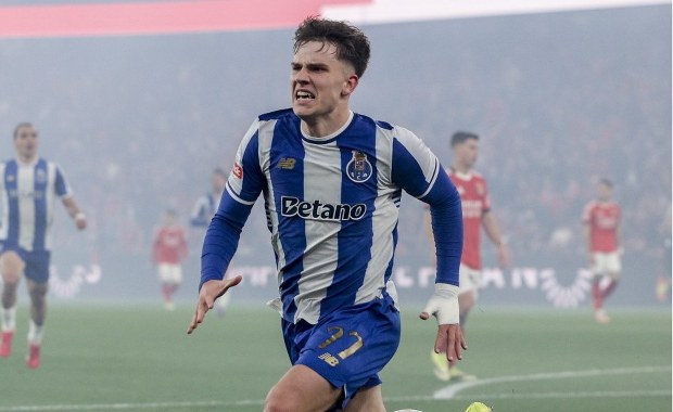 Ale bramka! Oskar Pietuszewski ośmieszył obrońców Jose Mourinho