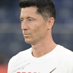 Ale wpadka na spotkaniu z Lewandowskim. Ludzie patrzyli i nie dowierzali. "Wygląda, jakby stał w sklepie na promocji"