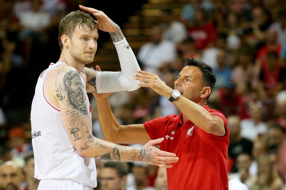 Aleksander Balcerowski (L) i selekcjoner reprezentacji Polski Igor Milicić /Jarek Praszkiewicz /PAP