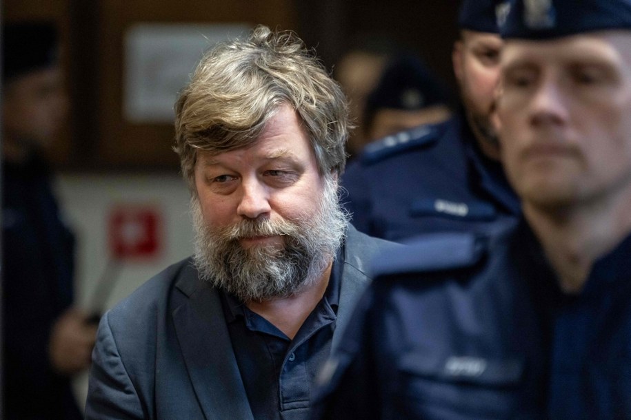 Aleksander Butiagin prowadzony do sądu /WOJTEK RADWANSKI/AFP /East News