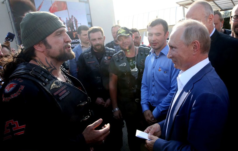 Aleksander "Chirurg" Załdostanow i Władimir Putin /Getty Images