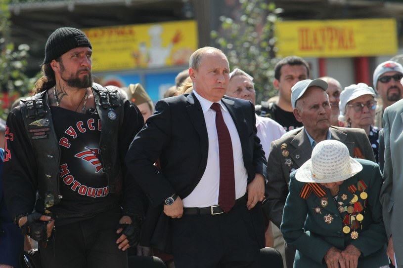 Aleksander "Chirurg" Załdostanow i Władimir Putin /Getty Images