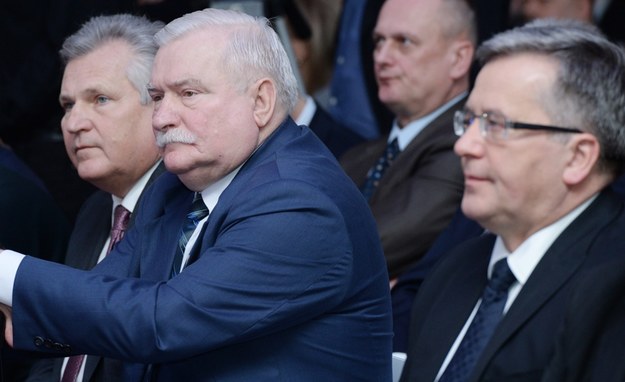 Aleksander Kwaśniewski, Lech Wałęsa i Bronisław Komorowski / 	Jacek Turczyk    /PAP