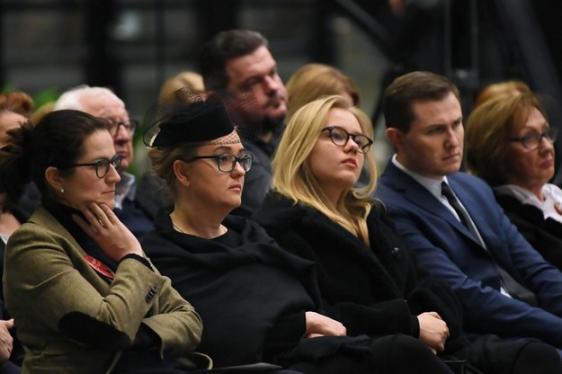 Aleksandra Dulkiewicz, Magdalena Adamowicz, Antonina Adamowicz, wiceprezydent Gdańska Piotr Grzelak / 	Adam Warżawa    /PAP