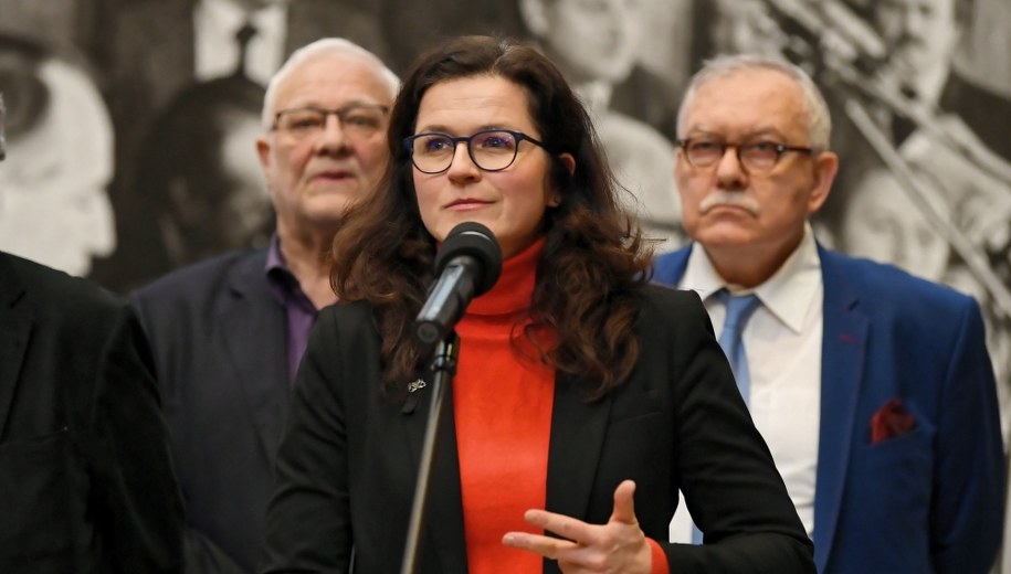 Aleksandra Dulkiewicz / 	Adam Warżawa    /PAP