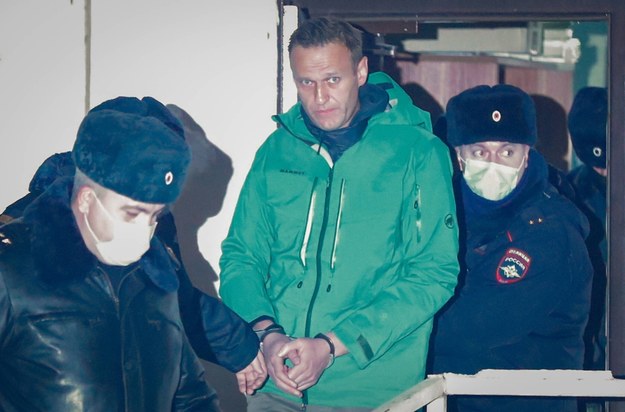 Aleksiej Nawalny w trakcie aresztowania w styczniu 2021 roku /Sergei Ilnitsky /PAP/EPA