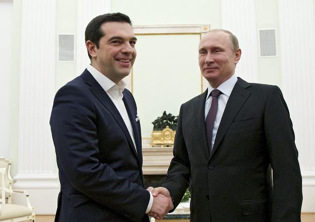Aleksis Cipras (L) i Władimir Putin /EPA