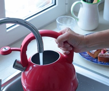 Alert dla czterech miejscowości na Mazowszu. Woda niezdatna do picia