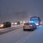 Alert pogodowy dla kierowców. Lód i śnieg na drogach