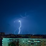 Alert pogodowy w Polsce. Możliwe lokalne zalania i podtopienia 