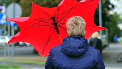 Alert RCB: Będzie wiało w dwunastu województwach