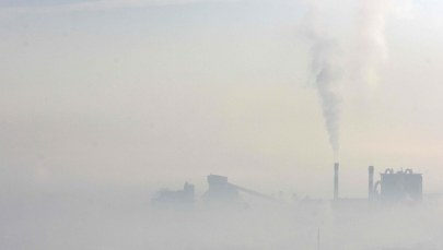 Alert RCB przed smogiem. Jakość powietrza bardzo zła