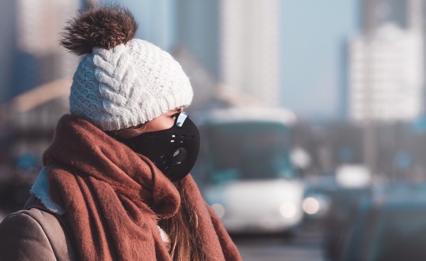 Alert RCB. ​Smog wisi nad Polską
